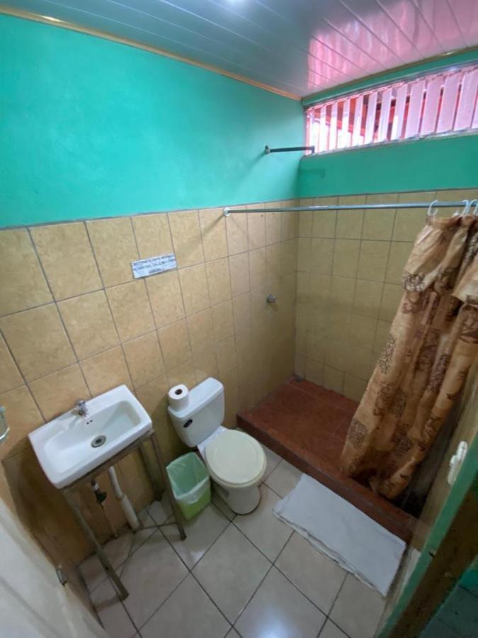 Hospedaje Catalinass Liberia Oda fotoğraf